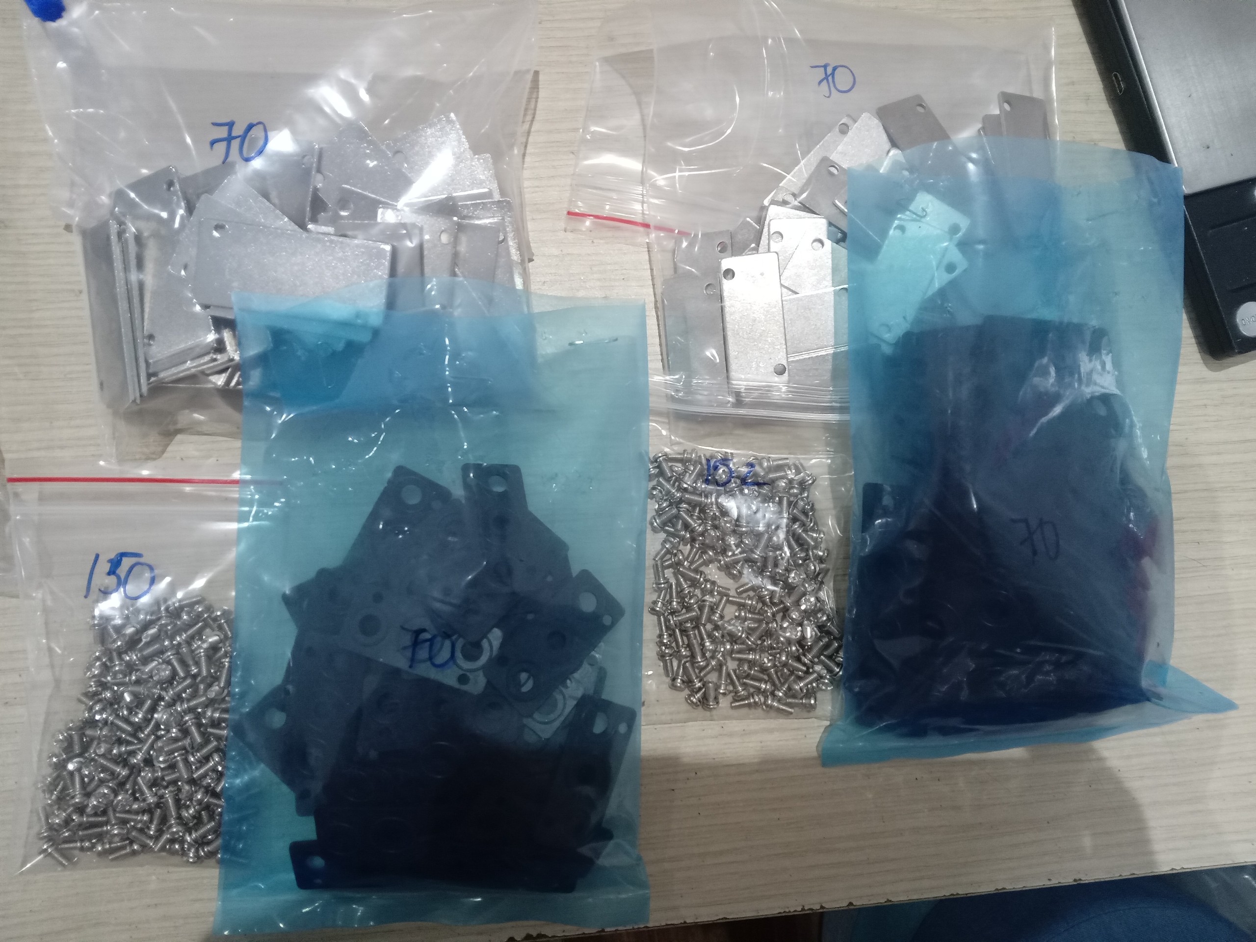 Miếng bịt đế van 100M, Miếng bịt đế van 200M, Miếng bịt đế van 300M, Miếng bịt van 400M