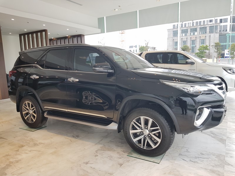 toyota-fortuner-2-cau-o-viet-nam