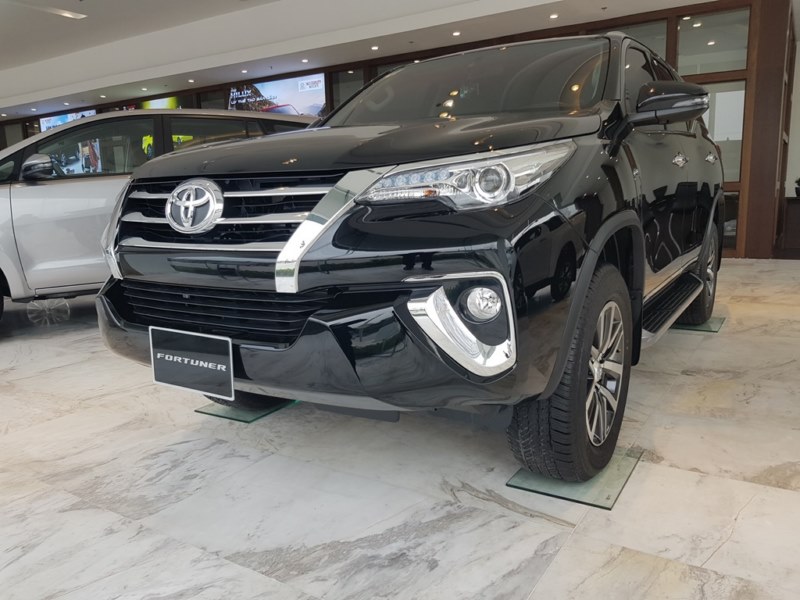 Toyota Fortuner máy dầu số tự động tại Việt Nam lộ giá bán từ 1066 tỷ đồng