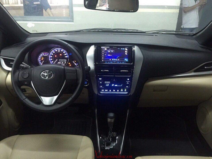 Khoang nội thất xe Yaris 2018 rất đẹp, sang trọng và hiện đại