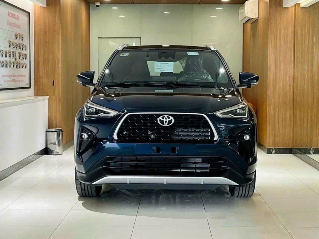 gia-xe-toyota-yaris-cross-2023-yxv-xanh