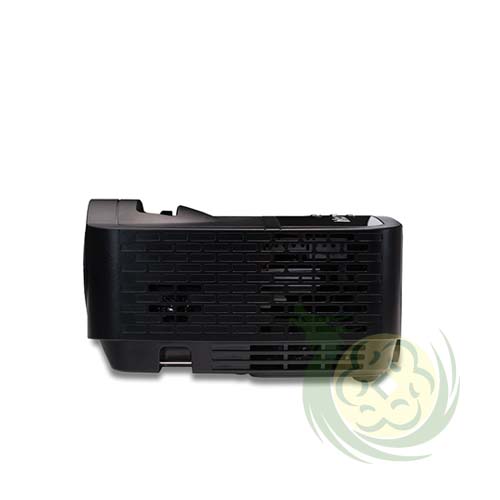 may-chieu-infocus-in124a-1
