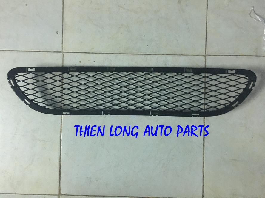 Lưới Cản Giữa Bmw 320i 325i E90 51117198906 Thi 234 N