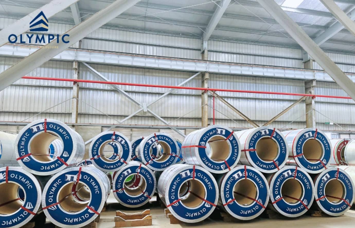 Kinh nghiệm bảo quản, lưu kho tôn cuộn: Giữ nguyên độ bền và thẩm mỹ