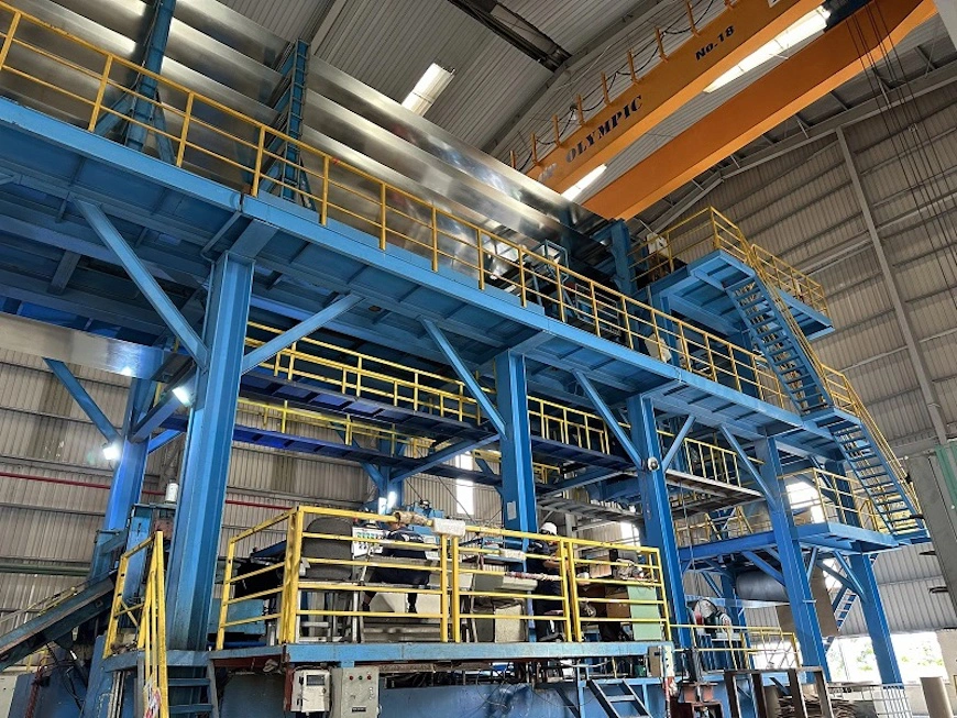 Thép hộp chữ nhật tạo thành điểm tựa vững chắc cho các máy móc thiết bị