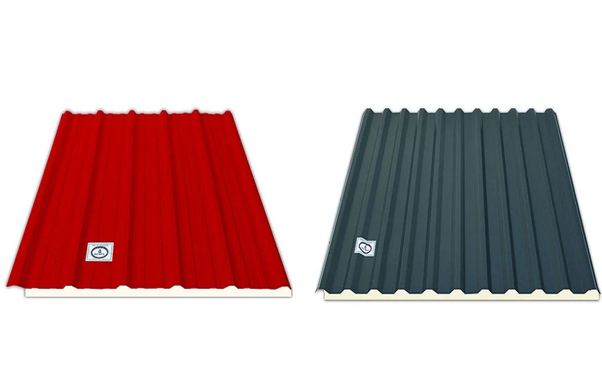Bề mặt tôn được phủ lớp mạ kẽm cao cấp kết hợp với lớp PU dày cách nhiệt ở giữa và lớp tôn lót bên dưới tăng khả năng chống cháy