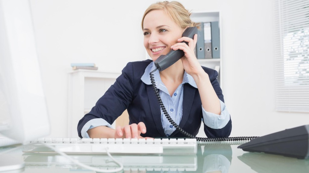 Gọi điện liên hệ tới tổng đài để được hỗ trợ chu đáo nhất