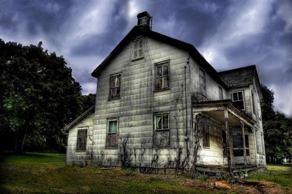 Không gian sống bí bách thường sinh tà khí không tốt 