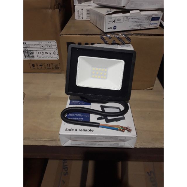 đèn pha led philips mẫu mã đẹp, chất lượng cao, ánh sáng lớn