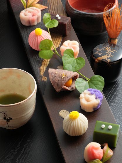 WAGASHI - tinh hoa ẩm thực bánh kẹo Nhật Bản