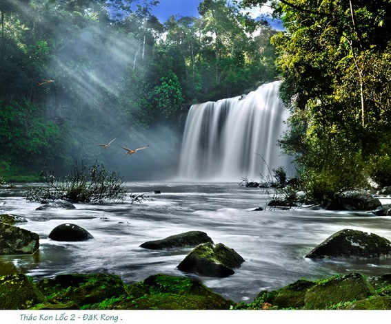 Giới trẻ đổ xô check-in 4 điểm đến mới nổi hè 2025!