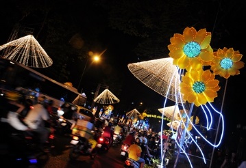 Siêu tiết kiệm điện khi dùng dây led trang trí đường phố