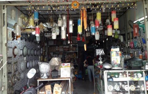 Cửa hàng bán thiết bị chiếu sáng tại Hà Nội