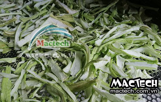 Cách sấy khô dọc mùng khô nhanh, giữ màu trắng xanh tự nhiên