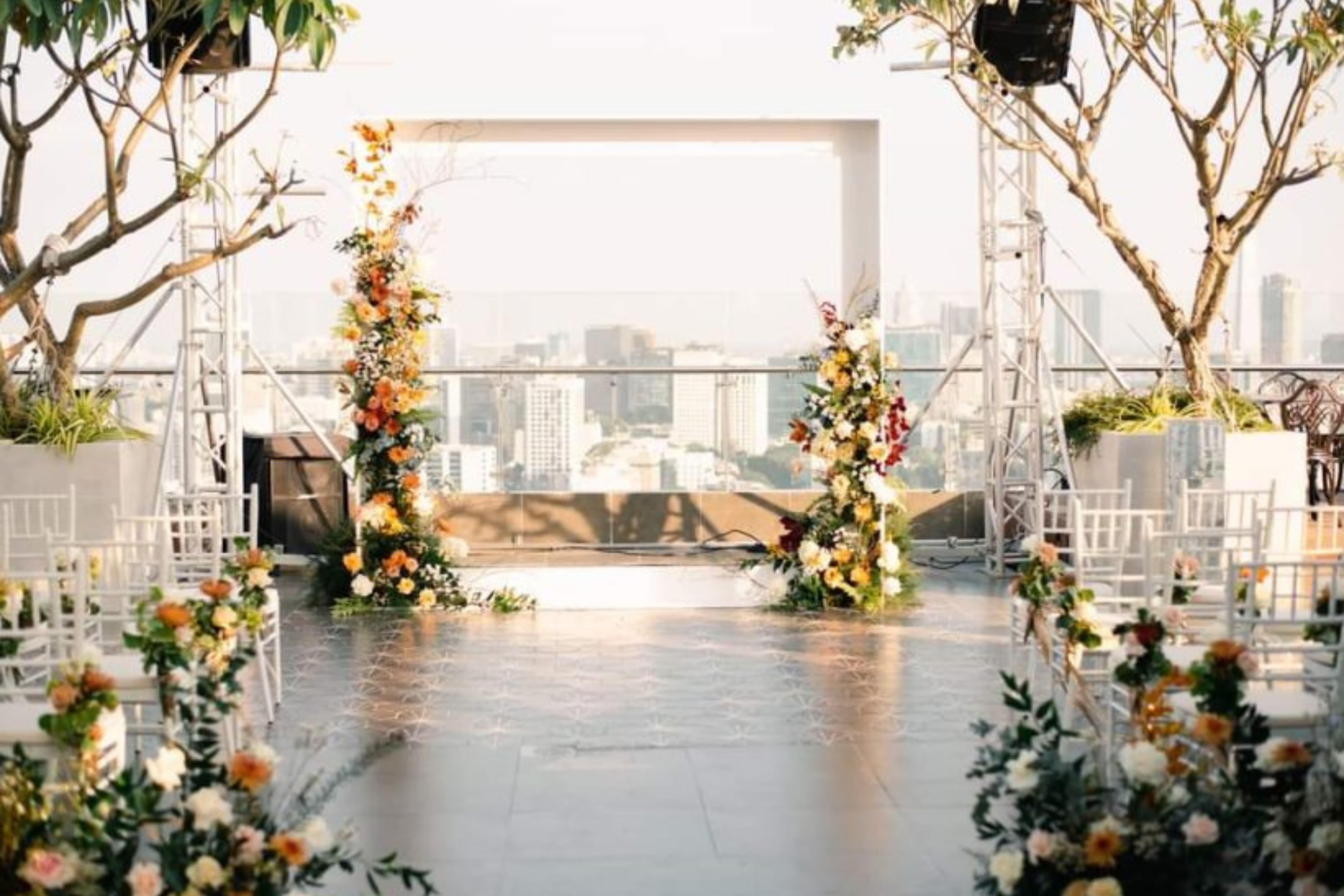 Sảnh Sky One Bar của La Vela