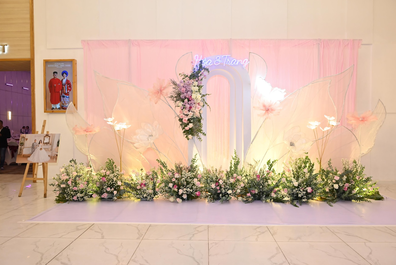BACKDROP CHỤP HÌNH - MẪU CÁNH BƯỚM