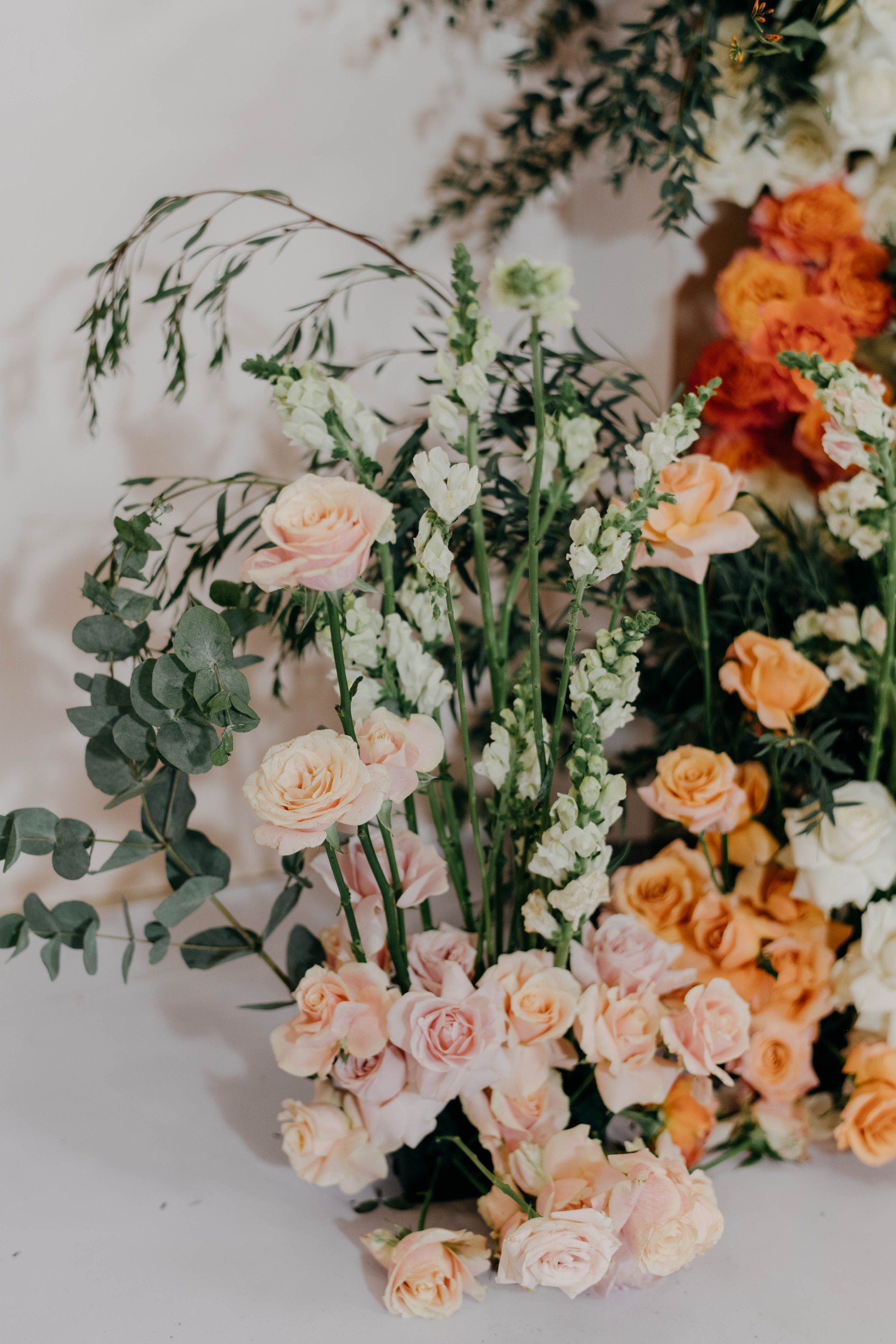 BÀN GALLERY ĐÁM CƯỚI