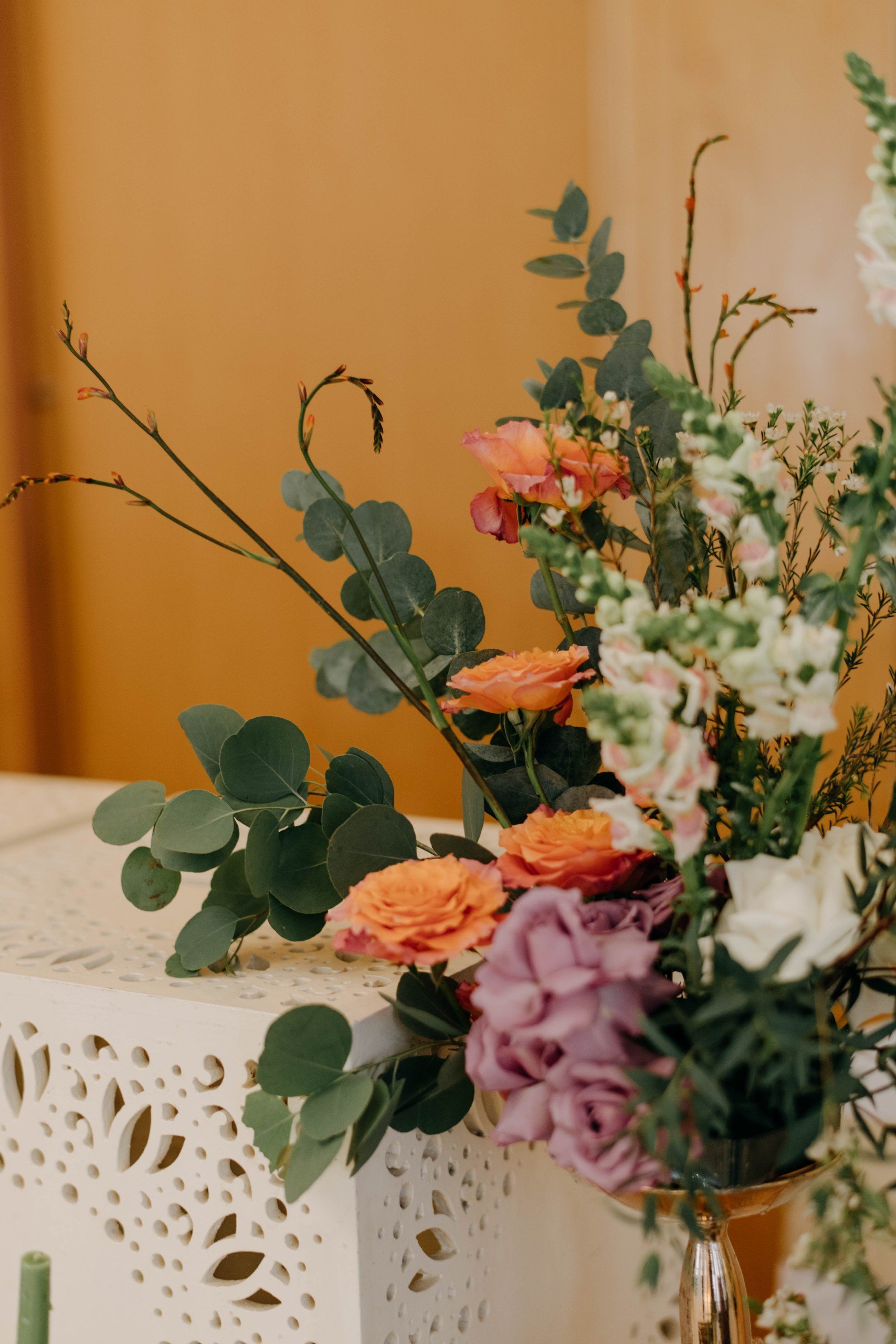 BÀN GALLERY ĐÁM CƯỚI