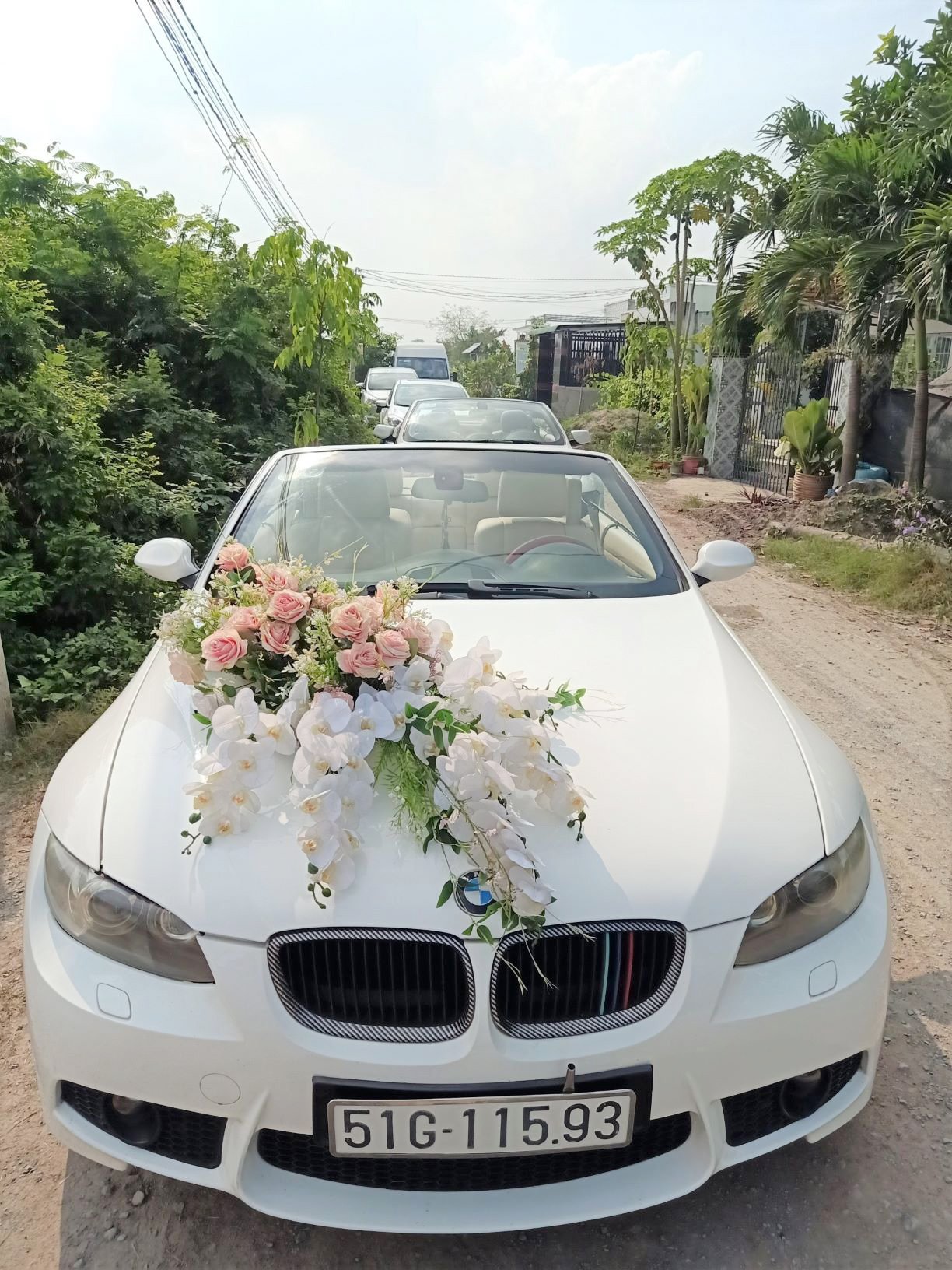 THUÊ XE HOA MUI TRẦN - BMW 335i