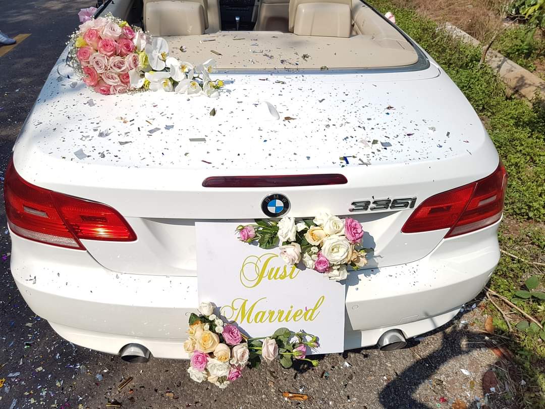 THUÊ XE HOA MUI TRẦN - BMW 335i