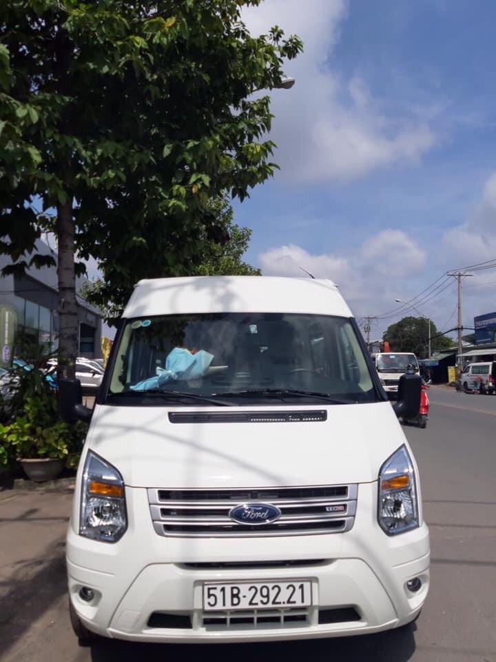 XE RƯỚC HỌ 16 CHỖ (FORD TRANSIT)