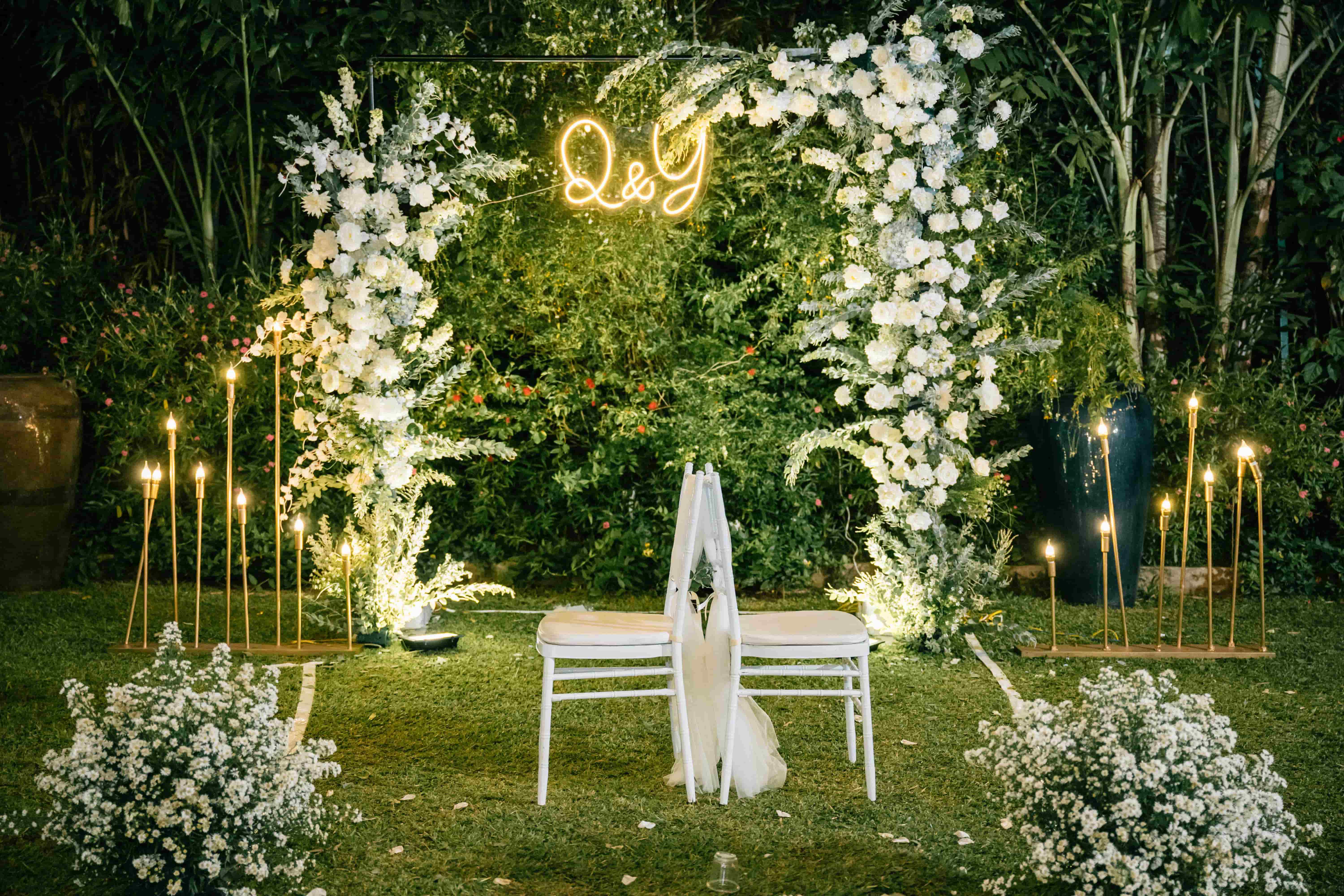 Bảng CHỮ NEON