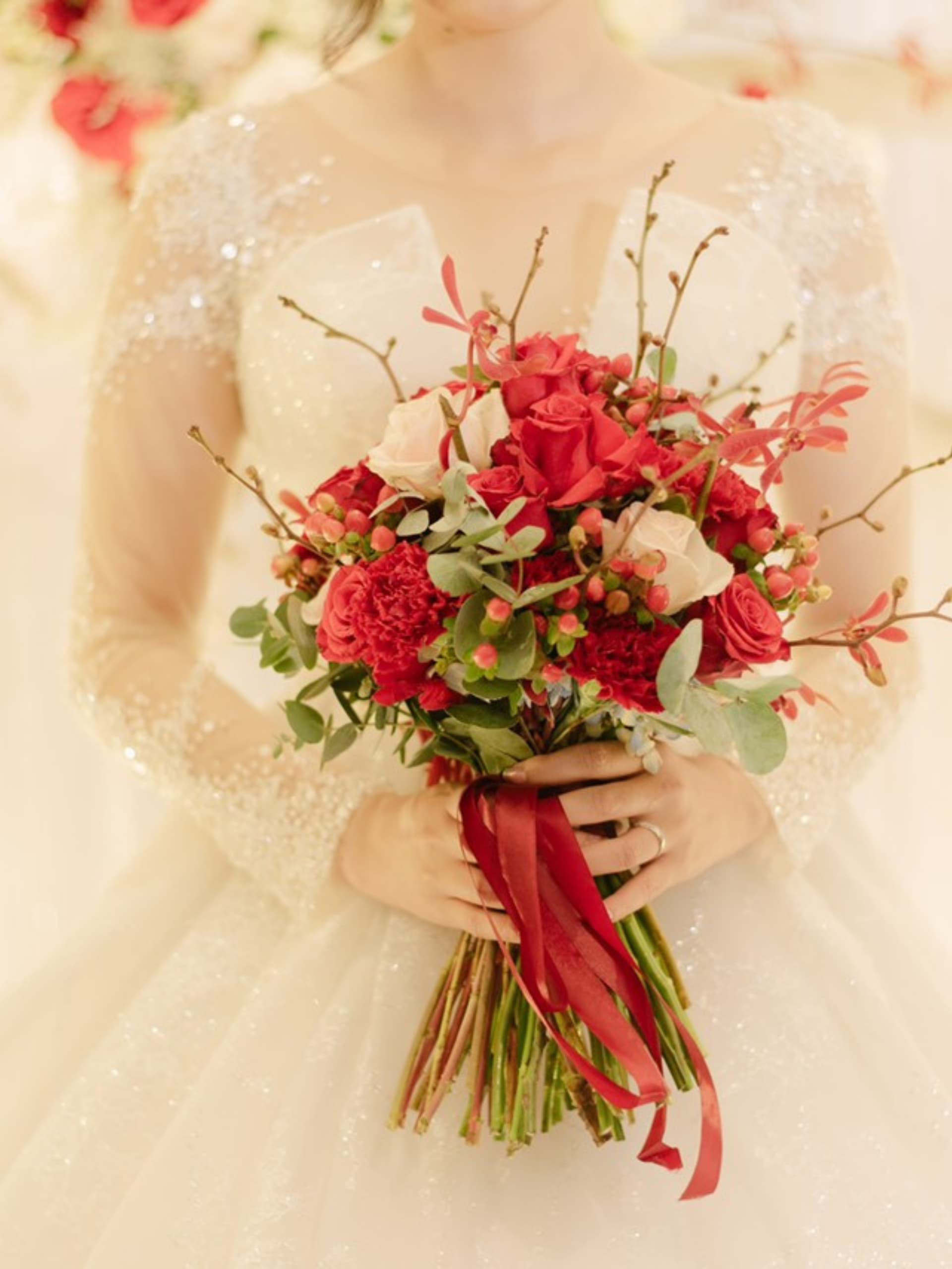 HOA CẦM TAY CÔ DÂU