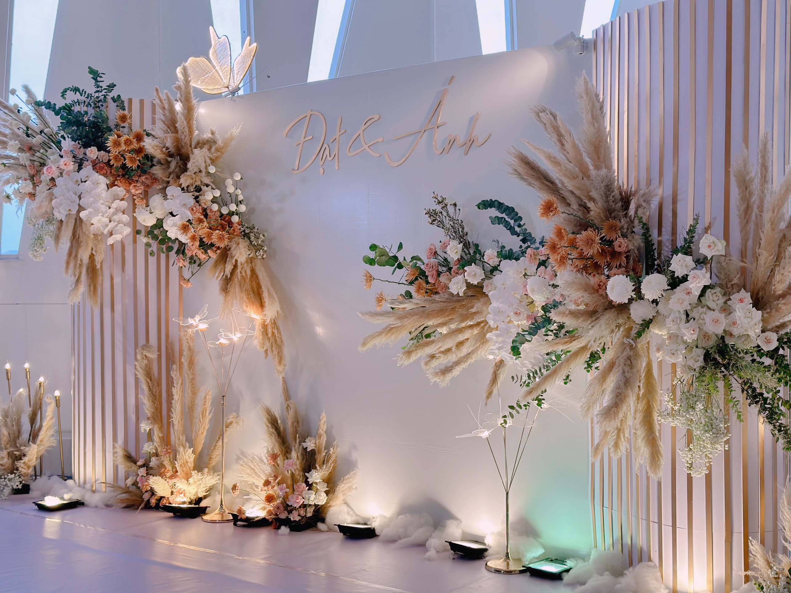 BACKDROP CHỤP HÌNH ĐÁM CƯỚI