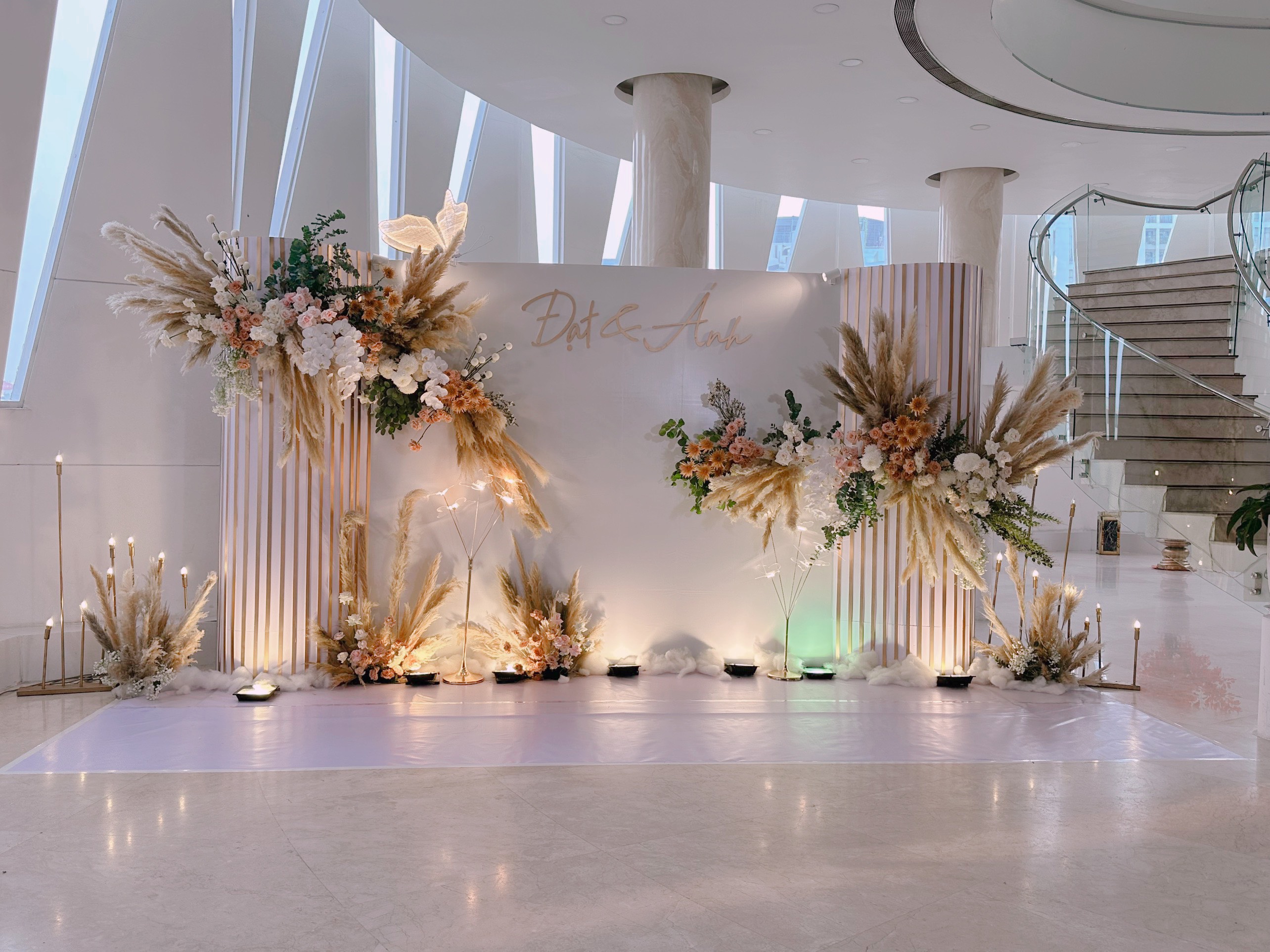 BACKDROP CHỤP HÌNH ĐÁM CƯỚI