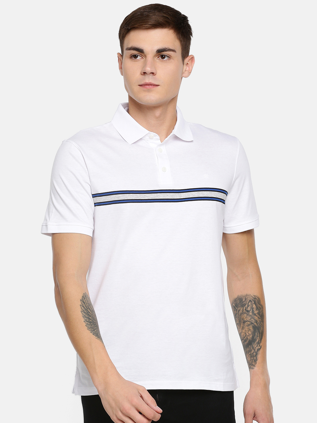 Áo thun nam calvin klein trắng phối sọc ngang ngực xanh xám with logo