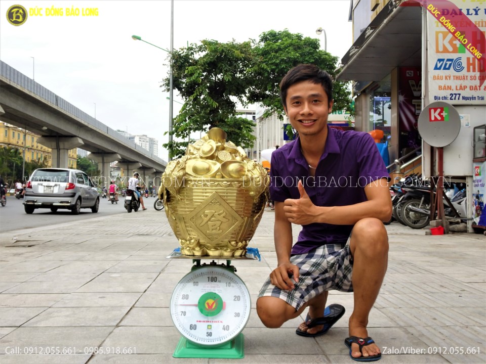 Ngắm Giỏ Tiền Phong Thủy chế tác từ đồng Vỏ Đạn Catut của Nga