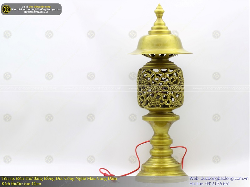 đèn thờ bằng đồng đúc công nghệ màu vàng đậm 42cm