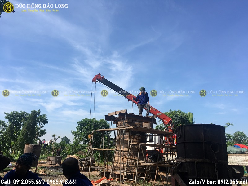 đúc đại hồng chung 1000kg cho chùa phú thị