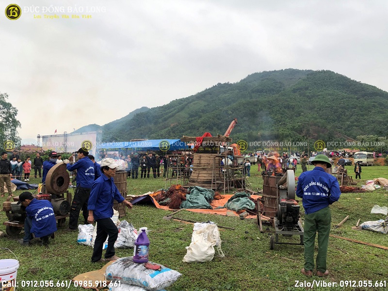 đúc đại hồng chung 1200kg cho chùa quẳng