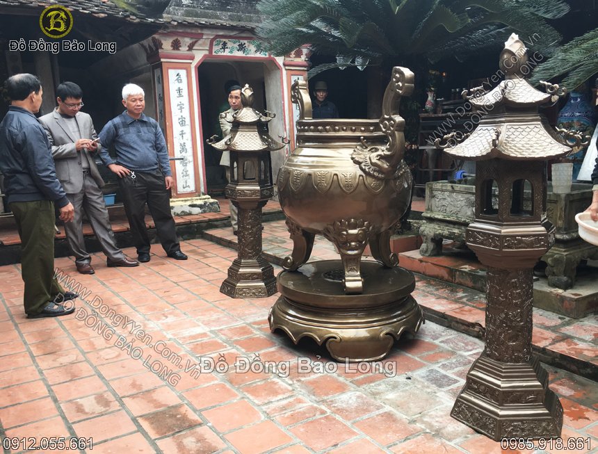 Lư đồng chữ Thọ cao 1m5 cho đền thờ Nguyễn Xí tại Nghi Lộc Nghệ An