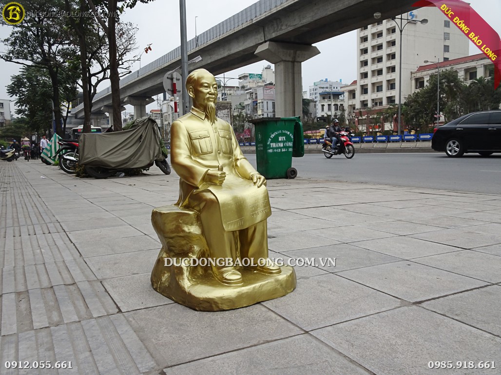 tượng bác hồ ngồi ghế đá đúc thủ công