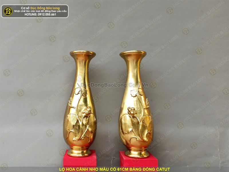 https://bizweb.dktcdn.net/100/081/322/files/lo-hoa-canh-nho-bang-dong-catut-61cm-1.jpg?v=1575600693767