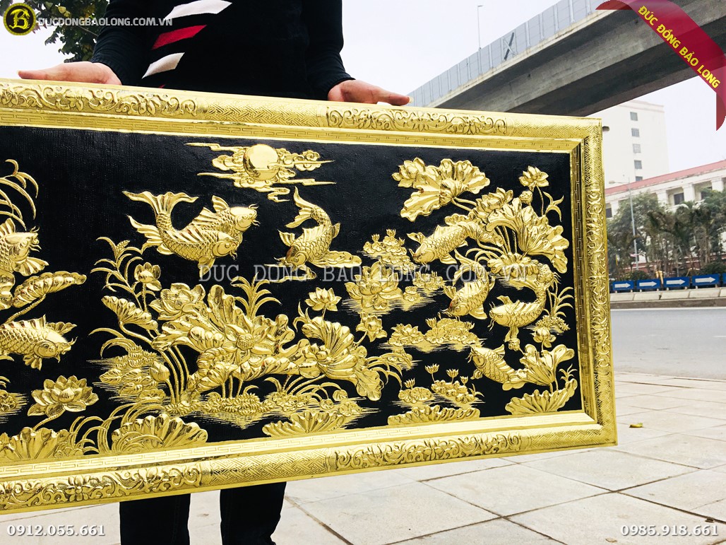 Tranh Cửu ngư hoa sen bằng đồng