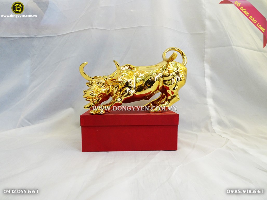 Trâu phong thủy mạ phủ vàng ròng 24k cao cấp - quà tặng sếp của 1 vị khách