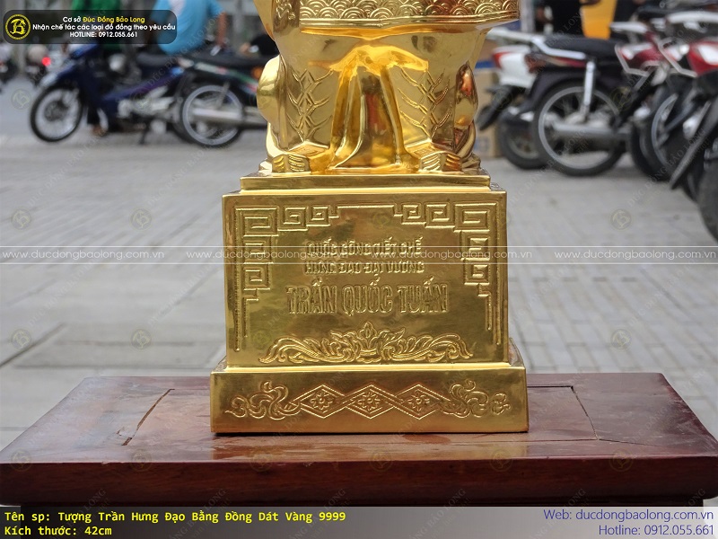 tượng trần hưng đạo bằng đồng 42cm dát vàng 9999