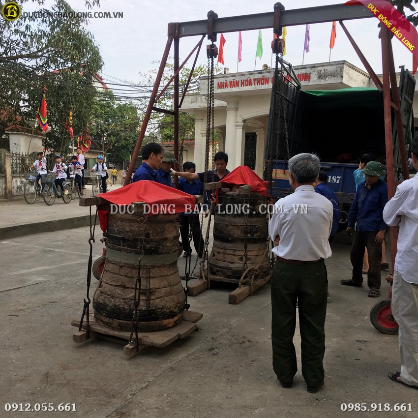 Đúc 2 Quả Đại Hồng Chung cho Đền thôn Quảng Minh Thanh Oai Hà Nội