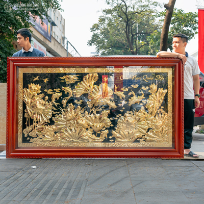 Tranh Cửu Ngư Quần Tụ Bằng Đồng Khung Gỗ Gõ Mạ Vàng 24K 1m33 x 2m33