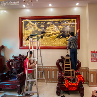 Lắp đặt tranh thuận buồm xuôi gió 3m21 x 1m76 cho khách tại Phú Thọ