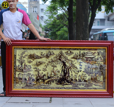 Tranh Vinh Quy Bái Tổ bằng đồng nền xước màu giả cổ 1m7 x 90cm