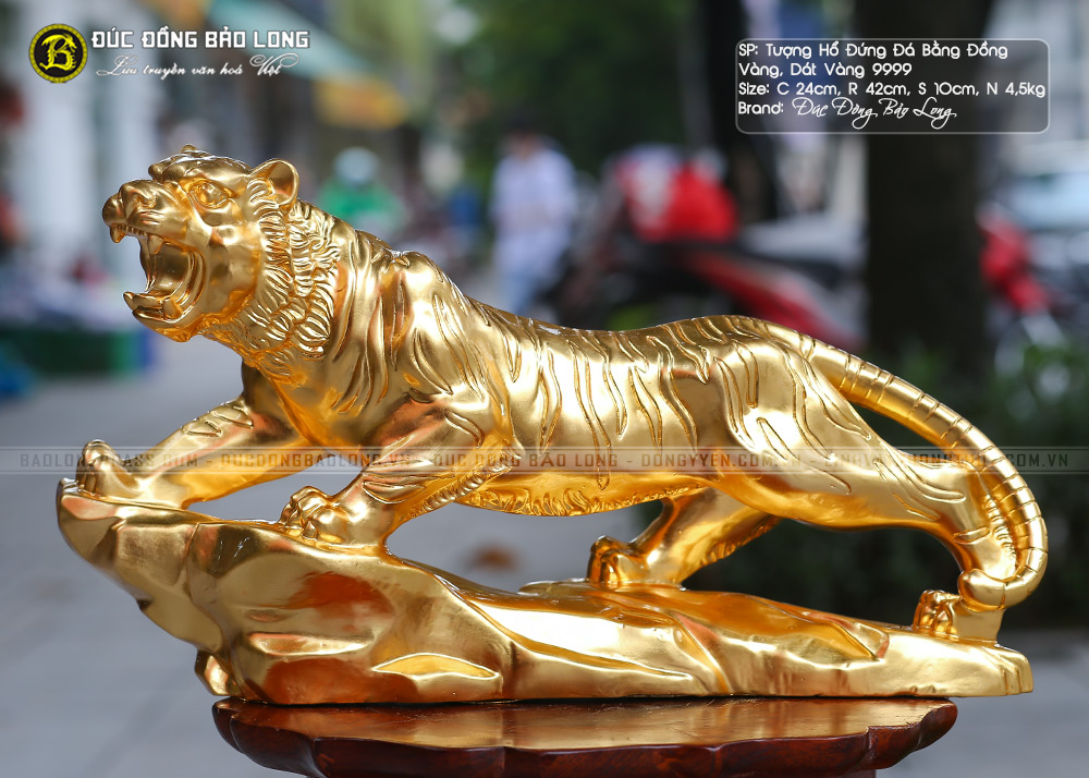 Tượng Hổ Đứng Đá Bằng Đồng Dài 42cm Dát Vàng 9999