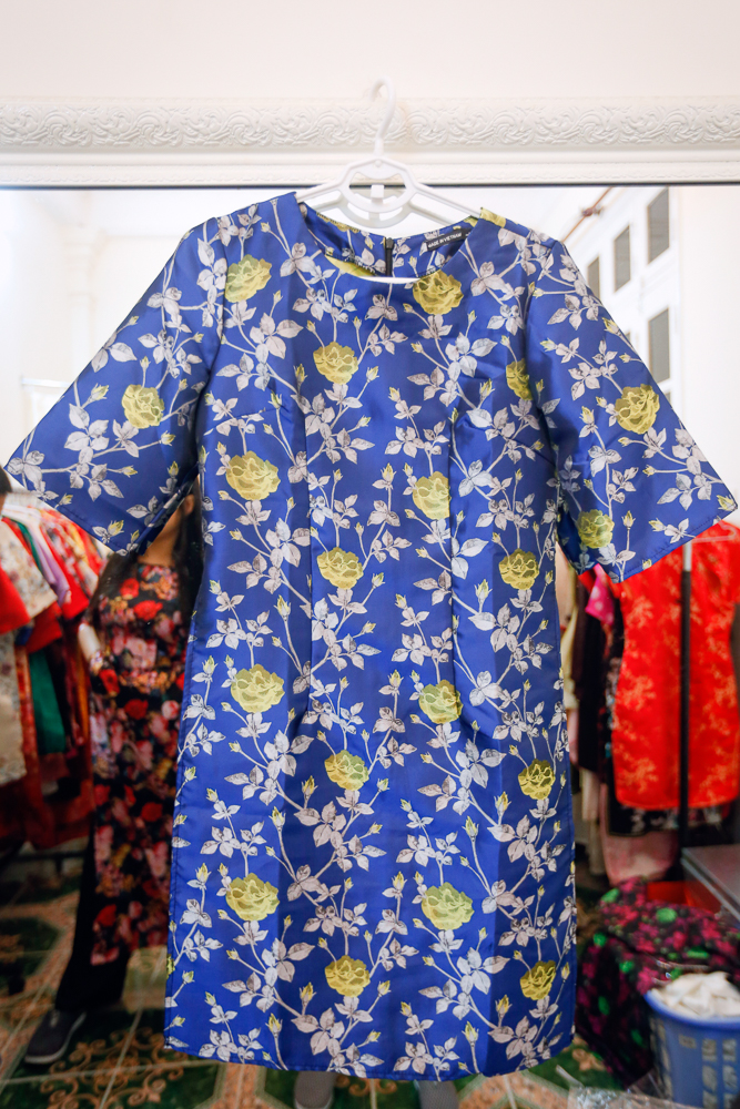 ao-dai-gam-cach-tan-01-16.jpg