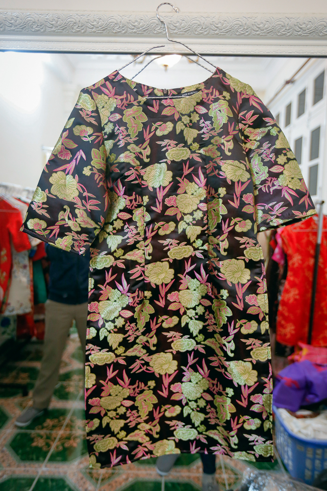 ao-dai-gam-cach-tan-01-25.jpg