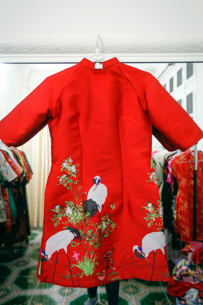 ao-dai-gam-cach-tan-7.jpg