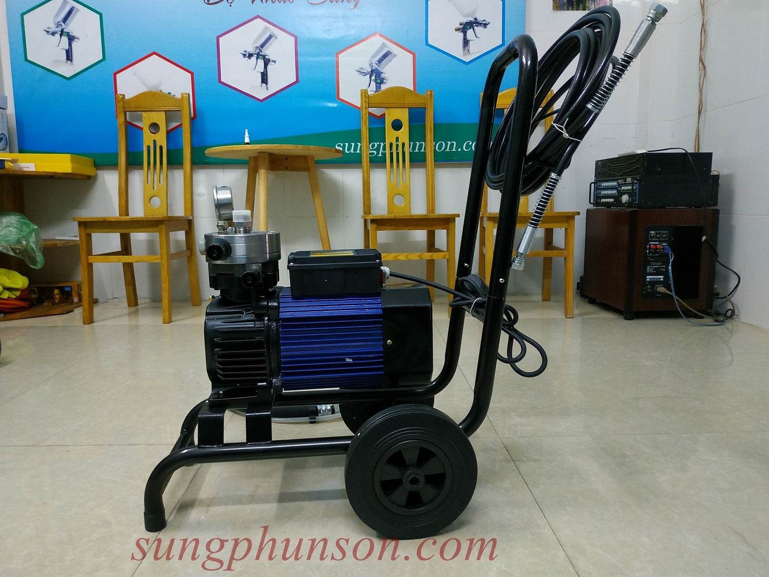 Máy phun sơn công nghiệp-Có nên dùng máy phun sơn Airless