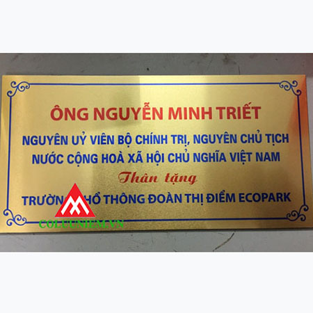 Biển kim loại, nhãn dán